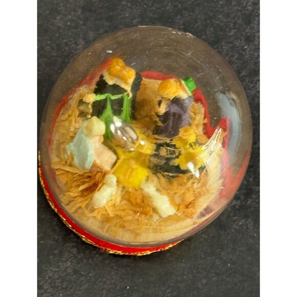 Vintage Nativity Scene Snow Globe With Red & Gold Base - Picture 10 of 10